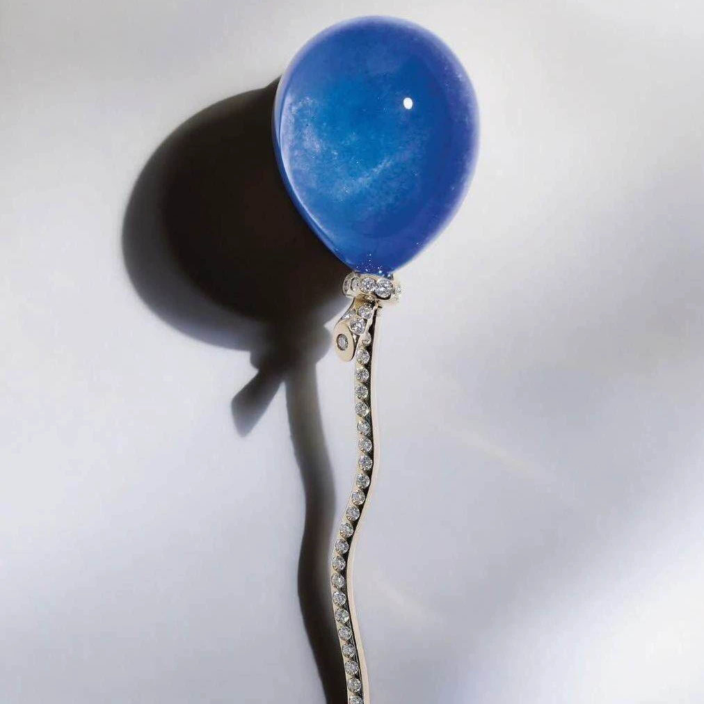 Embroidery Bali - Exquisite Blue Sapphire Balloon Brooch Pin