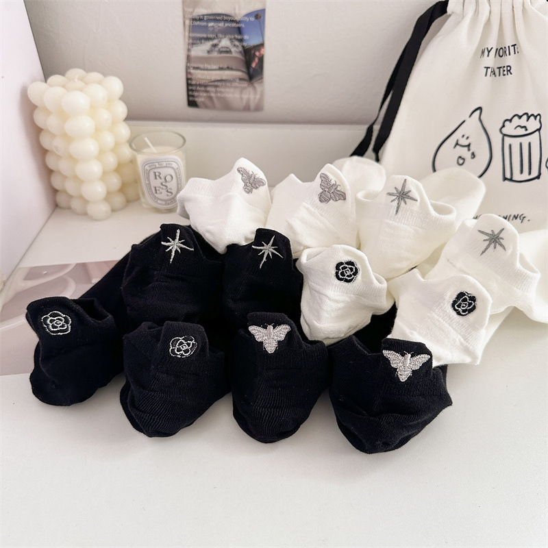 6 Pair Luxury Brand Women Sock - огляд і ціна Embroidery On Socks