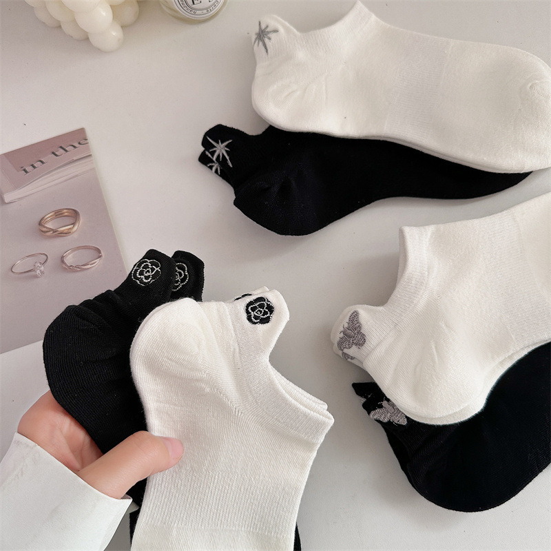 6 Pair Luxury Brand Women Sock - огляд і ціна Embroidery On Socks