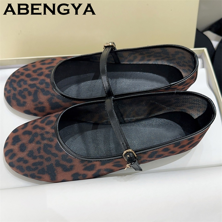 Lace Embroidery Flat Shoes for - огляд і ціна Embroidery Designer