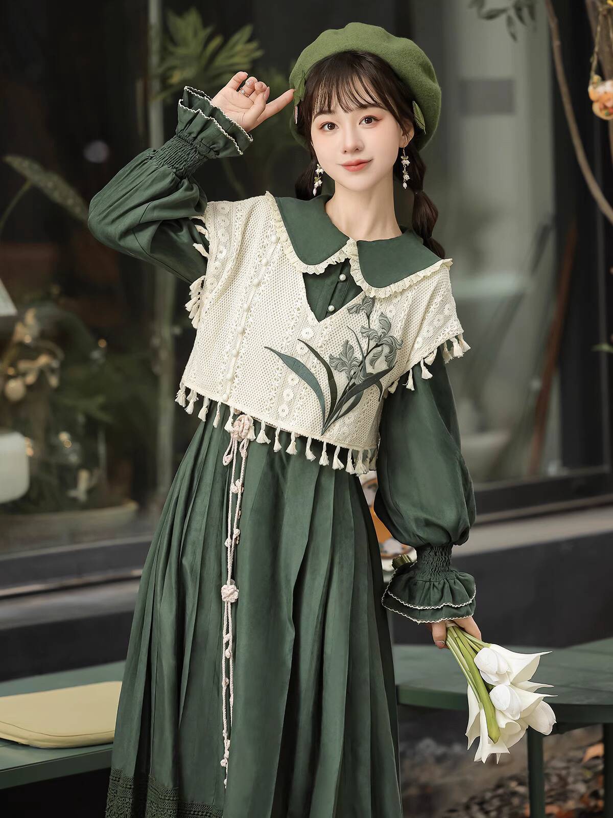 New Chinese Style Vintage Gree - огляд і ціна Embroidery Style