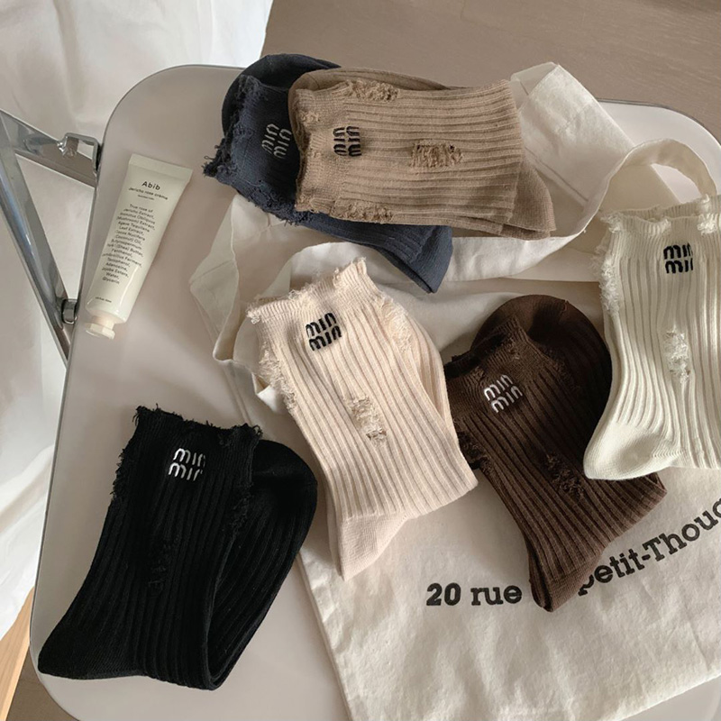 3 Pairs Luxury Brand Socks Wom - огляд і ціна Embroidery On Socks