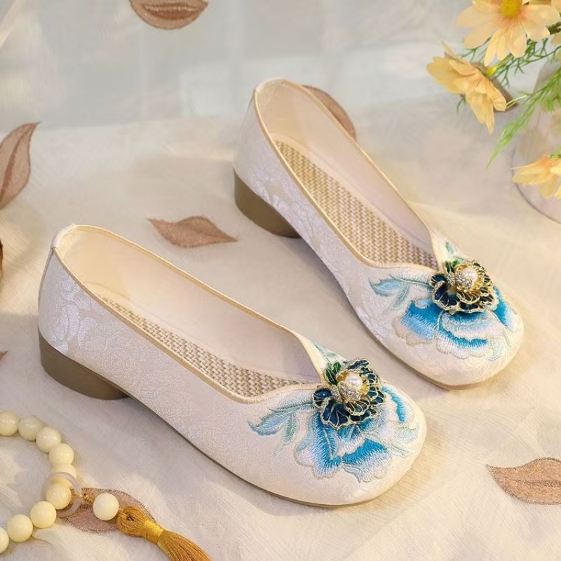 Woman Low Heel Embroidered Clo - огляд і ціна Embroidery Cloth